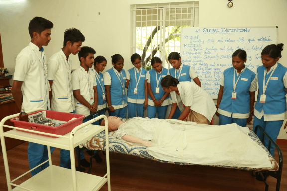 Teaching breathing exercise for lung expansion